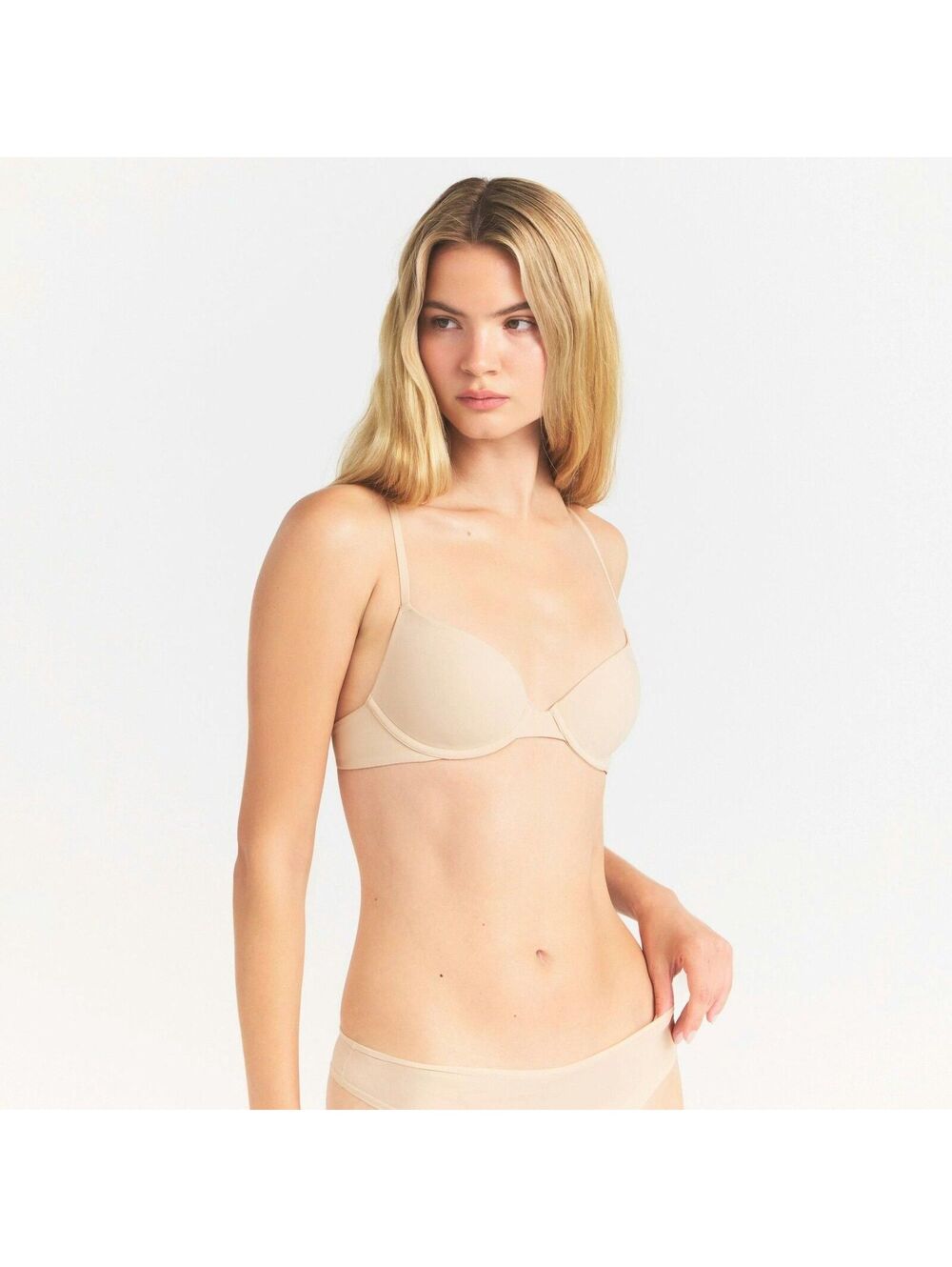 SKIMS NWT Fits Everybody T-Shirt Bra - Size 32DD - Picture 3 of 5